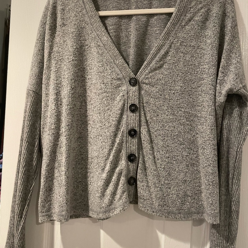 HEART and HIPS grey sweater